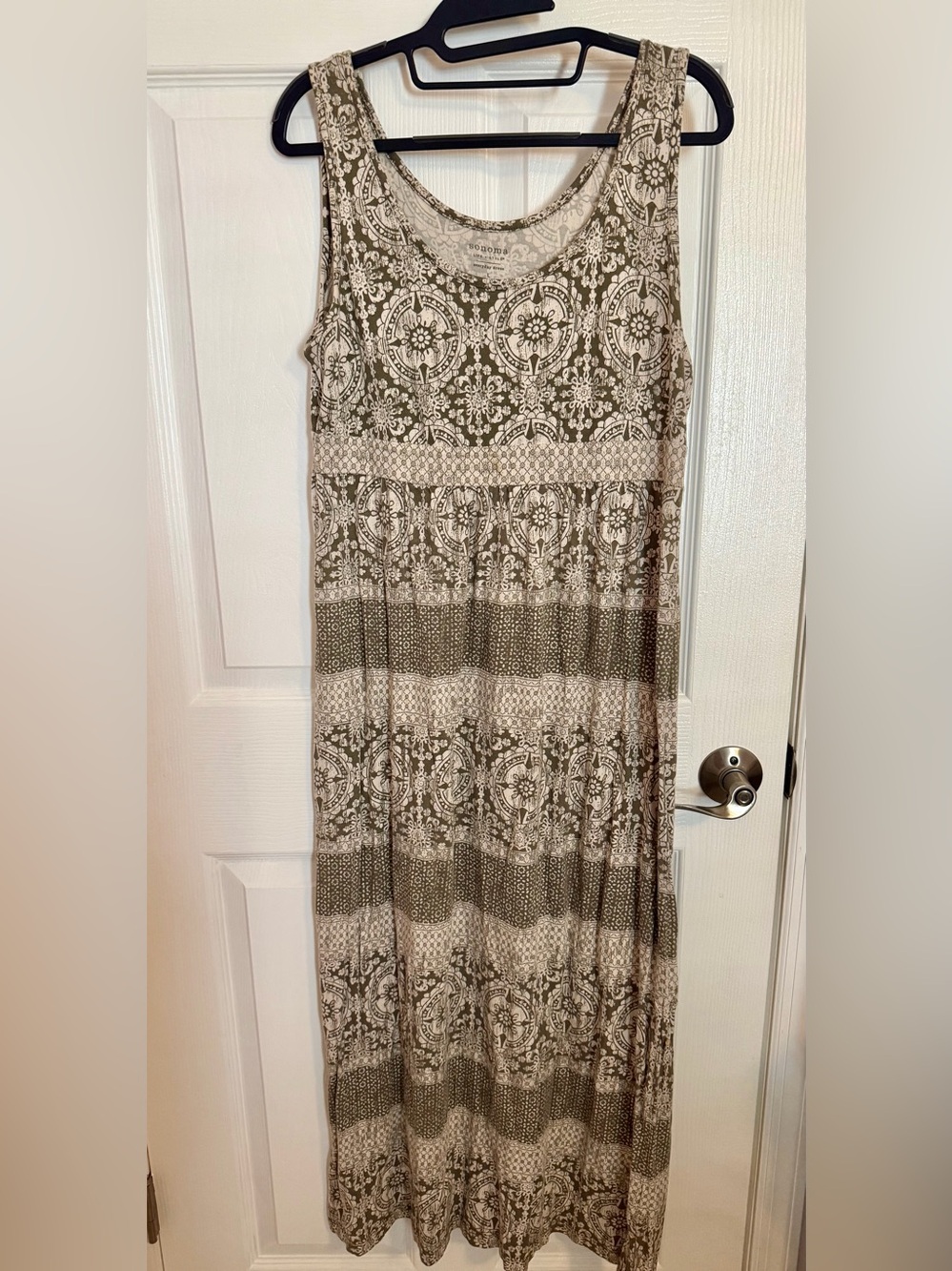 Kohl’s Sonoma Olive & Cream Sleeveless Medallion Print Maxi Dress Sz L